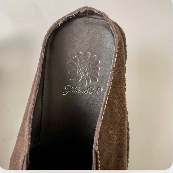 Yellow Box Brown Leather Clogs, Size 6.5 - Picture 8 of 10